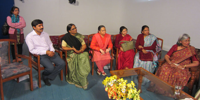 The audience participating in the Discussion